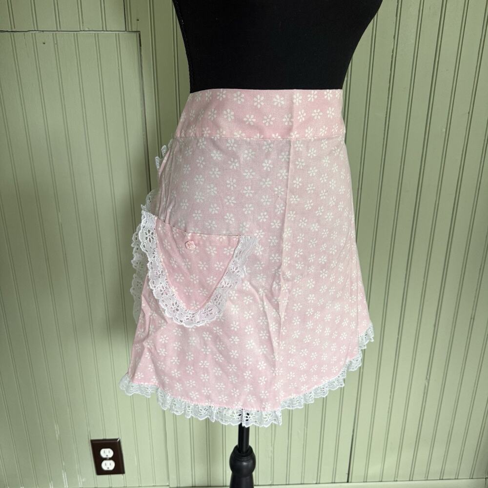 Vtg Hostess Half Apron Pink Floral MCM 50s Pocket Retro Tie Trad Cottage Lace